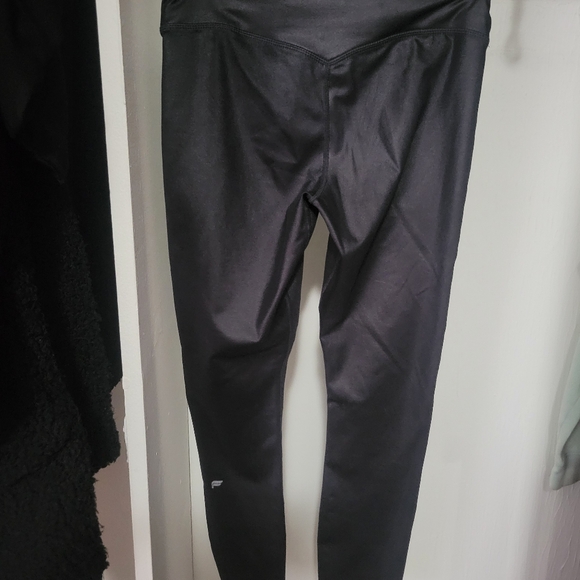 FABLETICS LEGGINGS - Picture 3 of 3